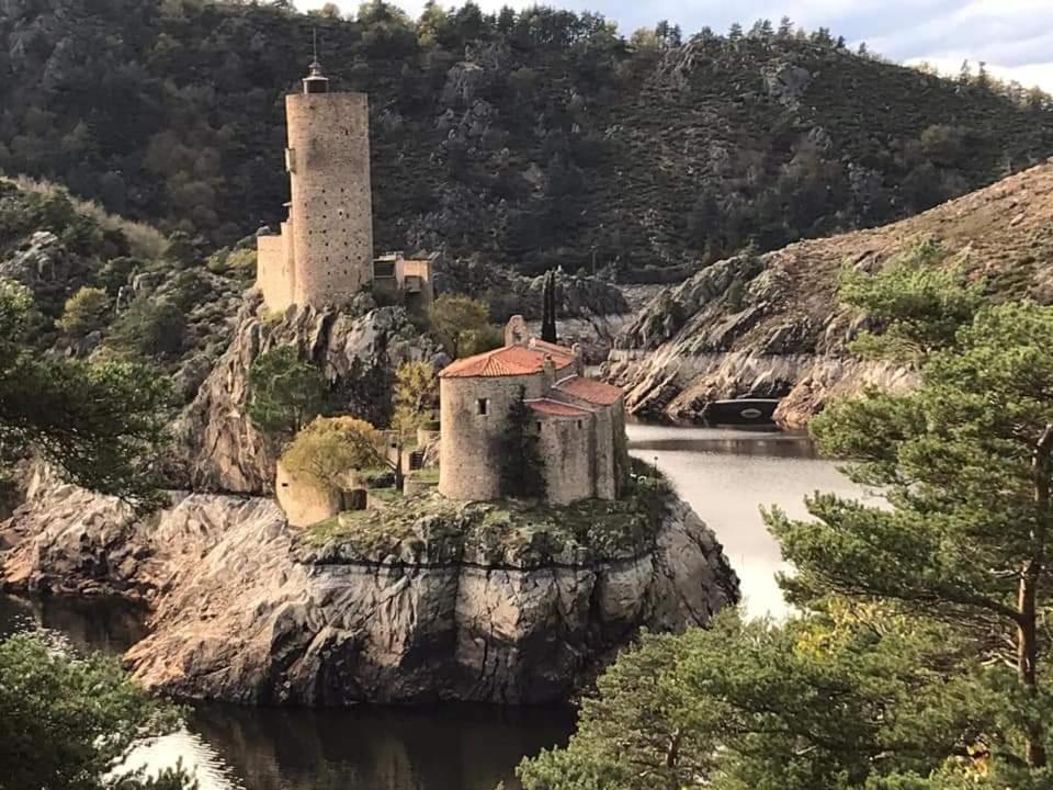 La Fortance Paradis Naturel - Proche De La Ville Planfoy Ngoại thất bức ảnh